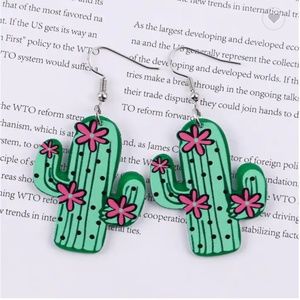 Cute Sajuaro Cactus Earrings